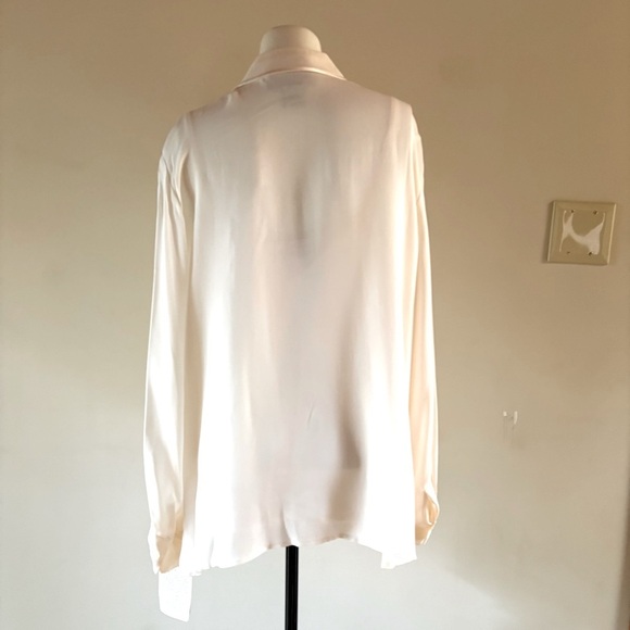 Alfani Woman Elegant Cream Women's Set of  Two Button Down Silk Blouse - Picture 3 of 6